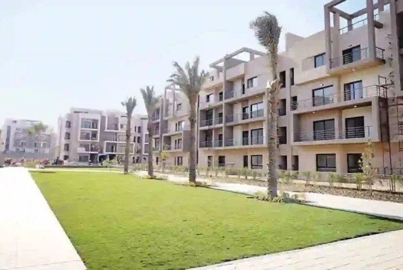 شقة 168م  متشطبة للبيع في المراسم فيفث سكوير التجمع الخامس